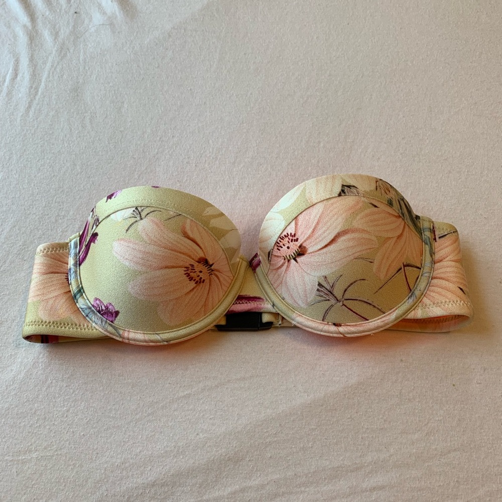 Triangl swimwear floral bikini top